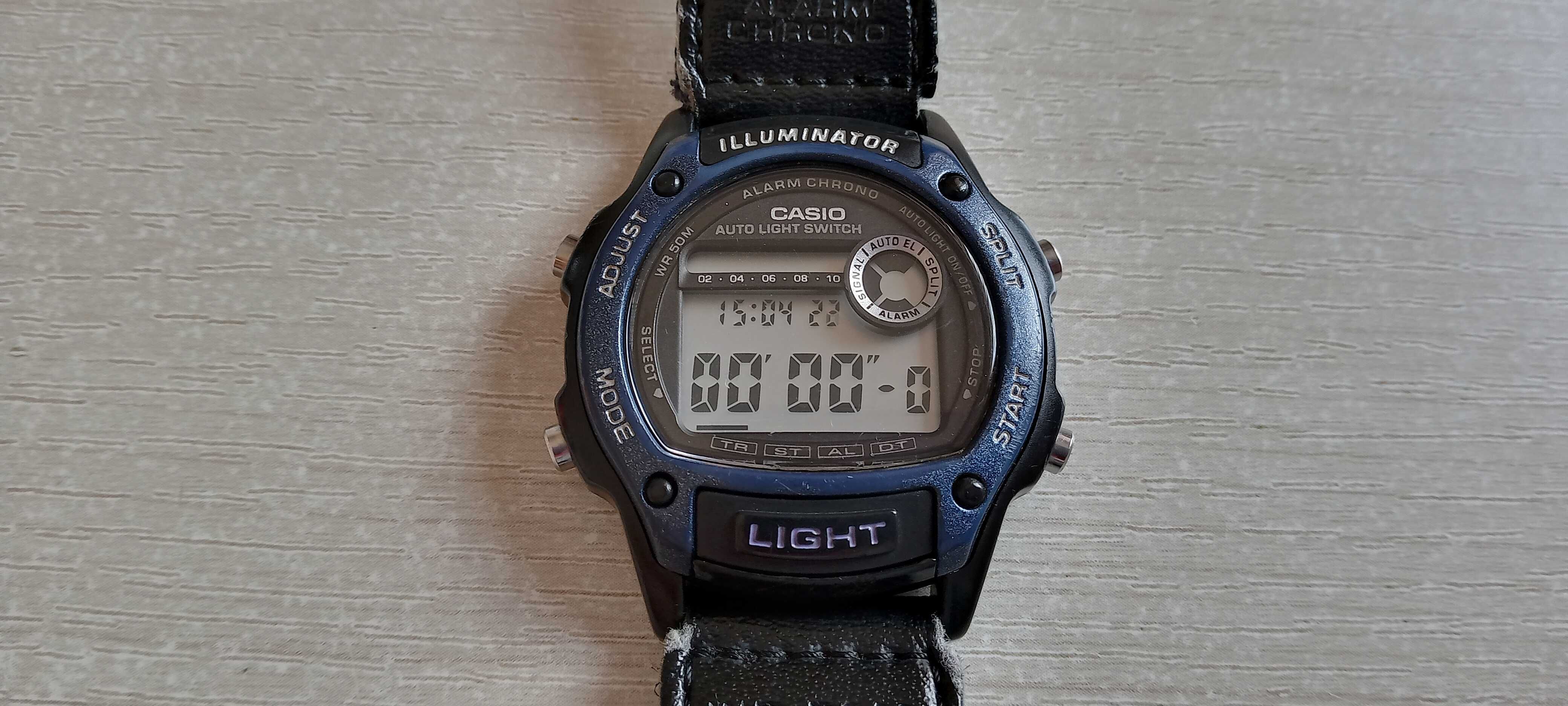 Мъжки часовник Casio W-94H