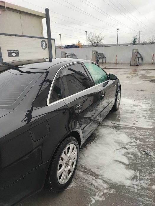 Vând Audi A4  2006 140 cp