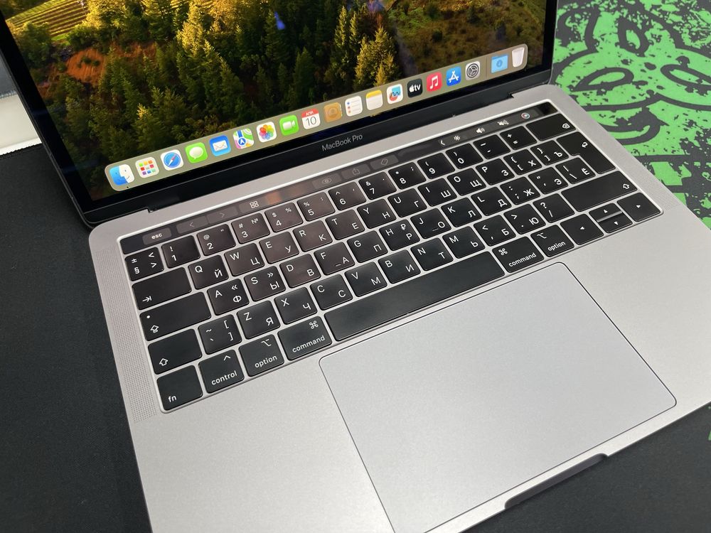 MacBook Pro13-Core i5/8GB/SSD128GB/Циклов 447