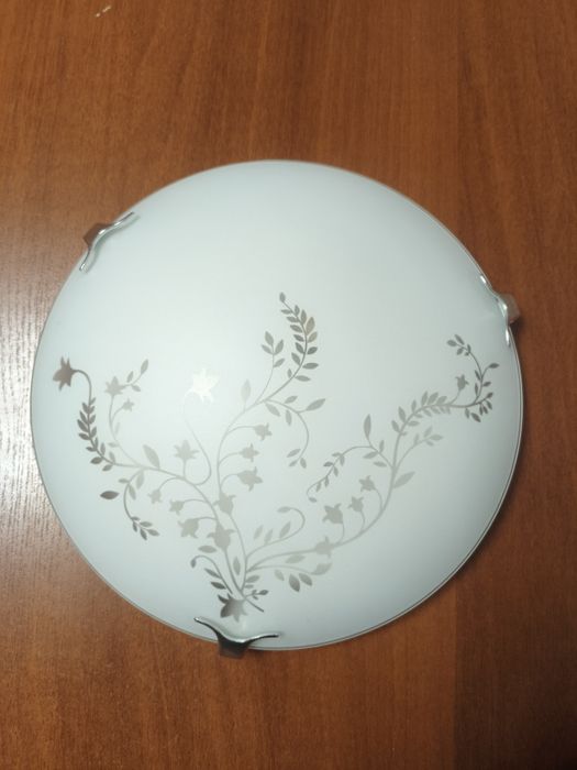 Продам светильник