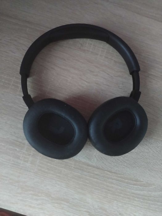 Слушалки JBL TUNE 750BT