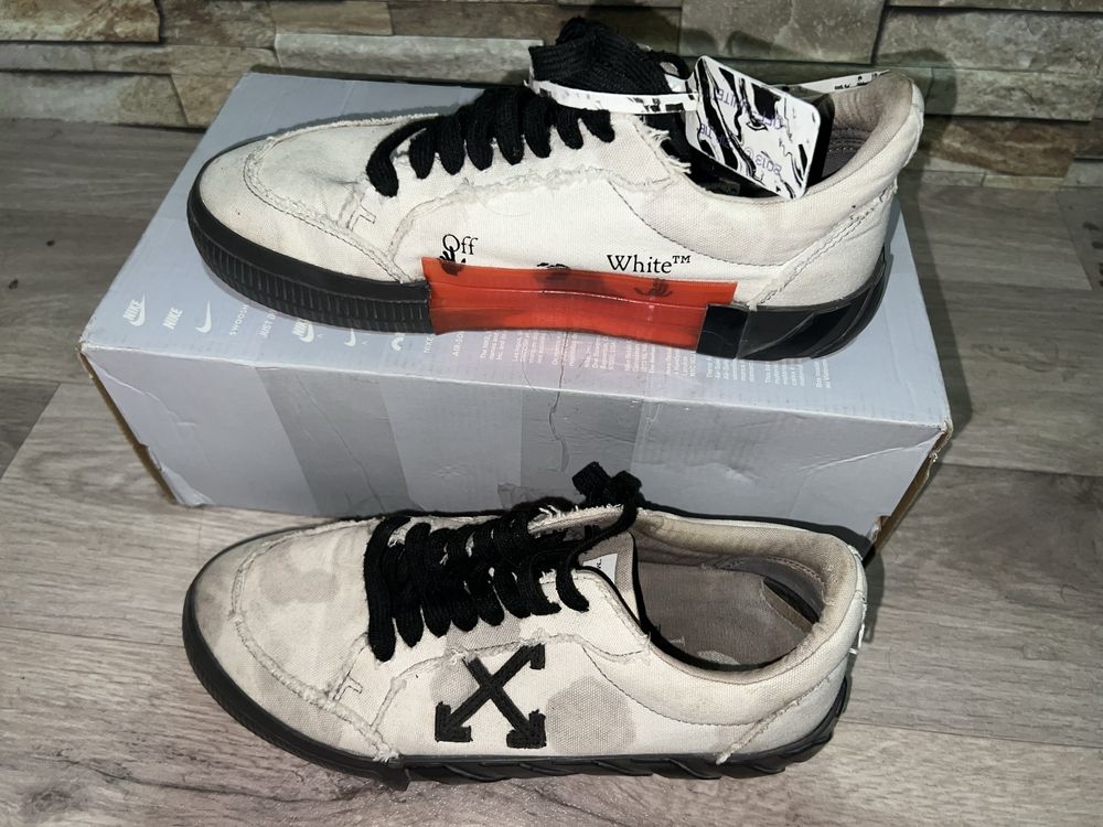 Off White low vulcanized