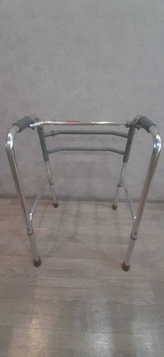 Ходунки для взрослых