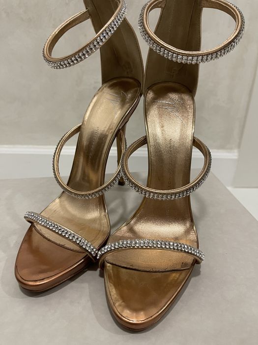 Sandale Giuseppe Zanotti