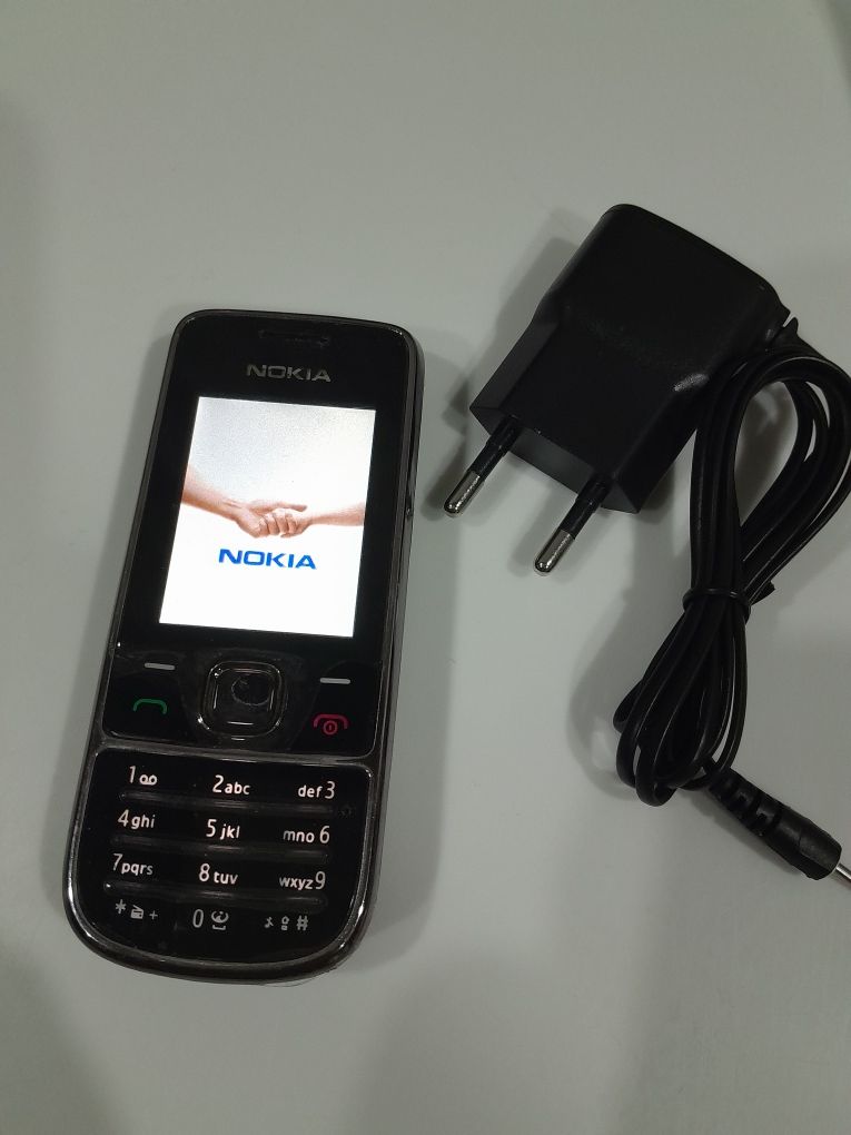Assalom alekum telefon sotiladi original Nokia 2700 klasik