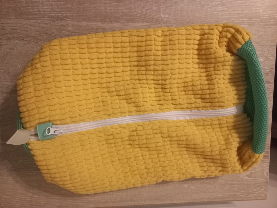 Saculet/geanta de spalat adidași în masina de spalat