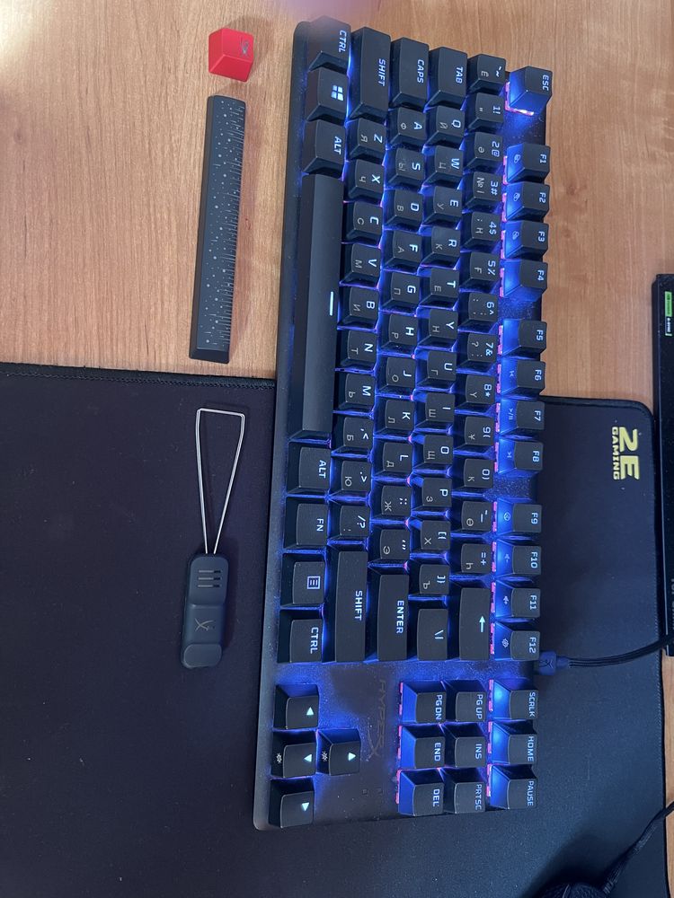 Продаю или обменяю механичискую клавиятуру Hyperx alloy origins tkl
