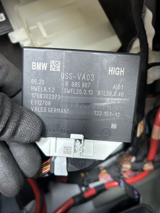 Modul senzori parcare BMW G30