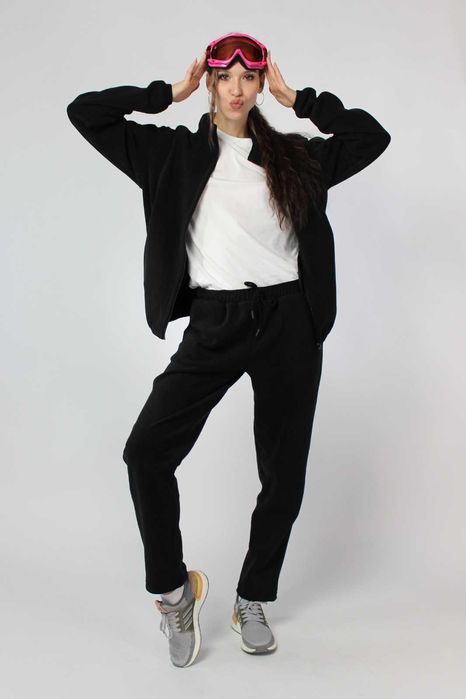 Спортивный костюм. Промо одежда для рекламно-производственных компании