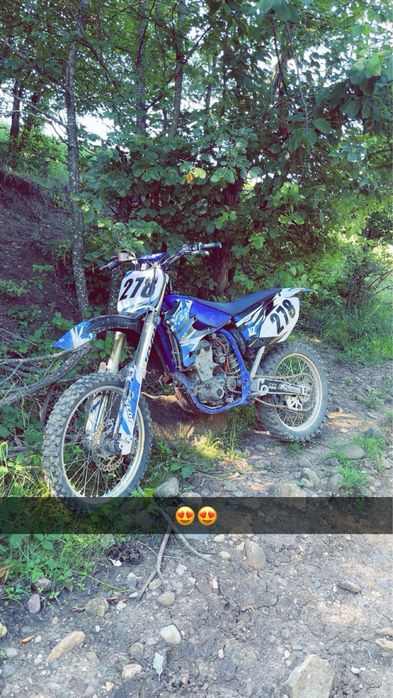 Yamaha yzf 450 2006 stare foarte buna mai multe detali an privat ………..