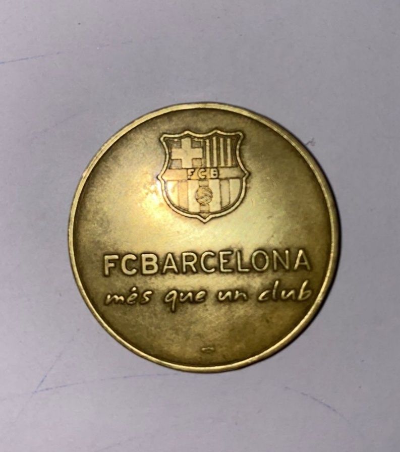 Монета со Стадиона Camp Nou  Месси.