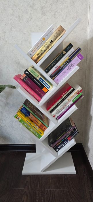 Книжные полки елочка