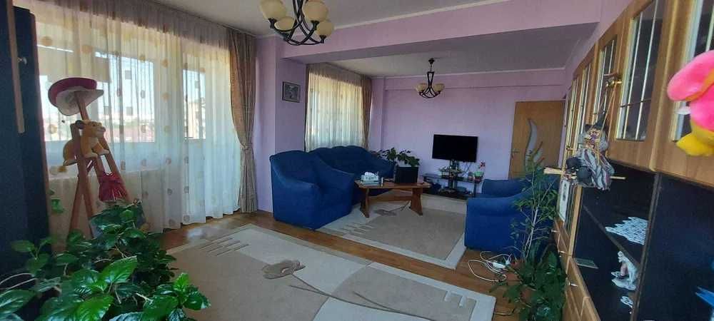 Apartament 4 camere
