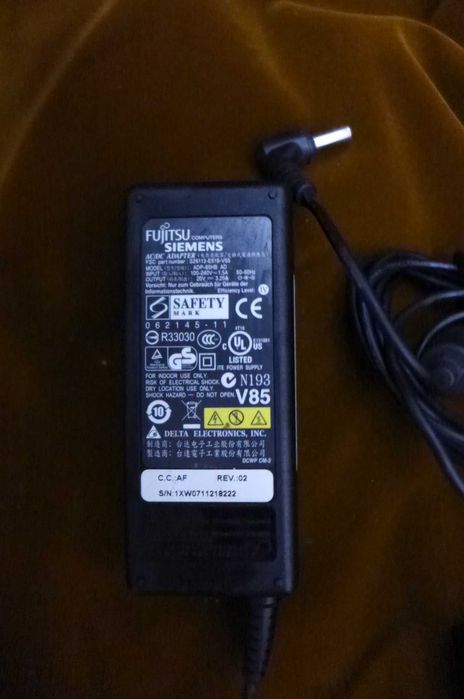 Incarcator Laptop DELL HP ASUS ACER Fujitsu Siemens TOSHIBA Lenovo