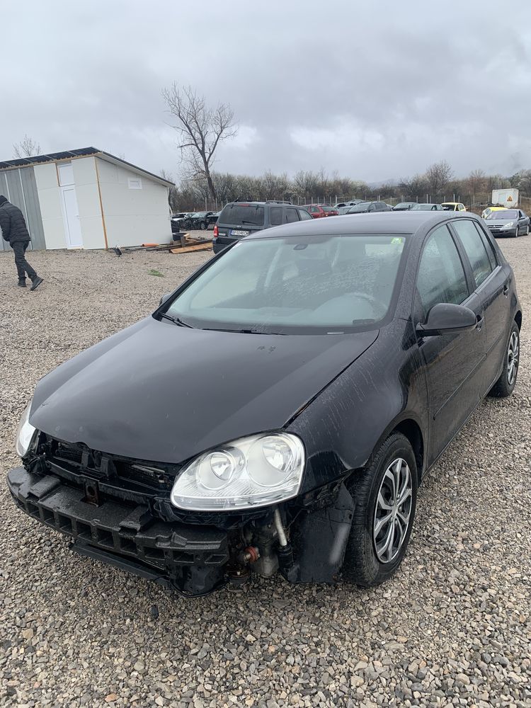 фолксваген голф на части 1,4 бензин и 2,0 дизел4x4