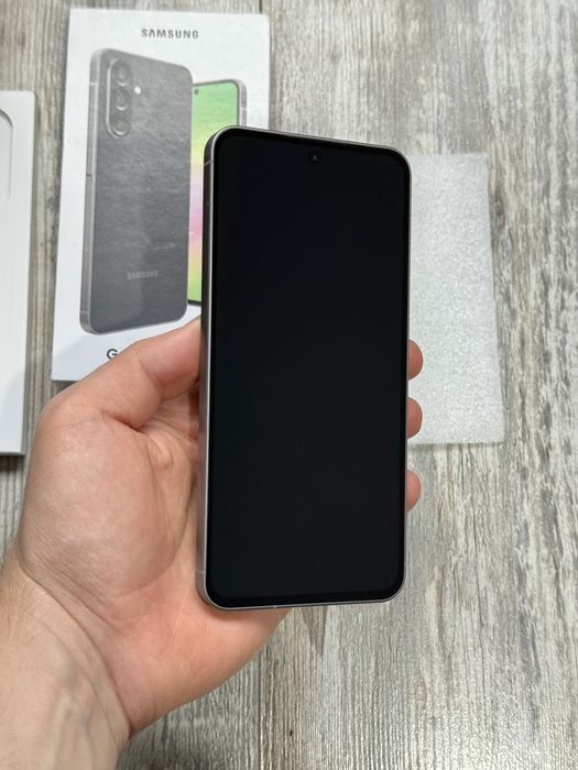 Samsung Galaxy A56 5G 256 GB 8 GB Ram Dual Sim Като Нов