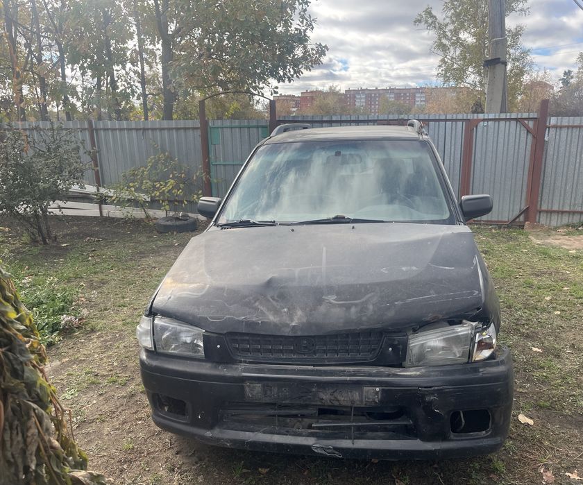 Продам mazda demeo 99 года