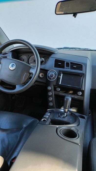 Se vinde 4x4 SsangYong