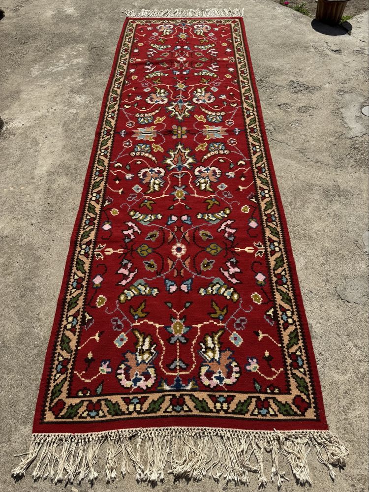 Ръчно тъкан котленски килим + 3бр. пътеки