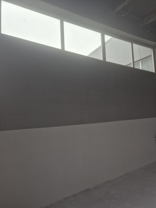 Închiriez Garaǰ Arad central ,aproape de malul mureșului.