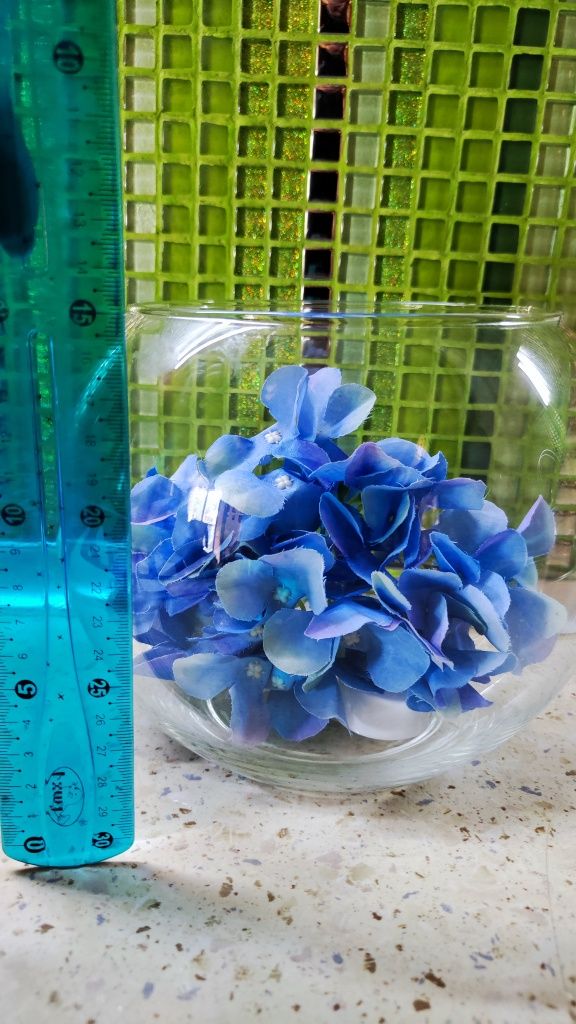 Продам вазу можно использовать как мини аквариум