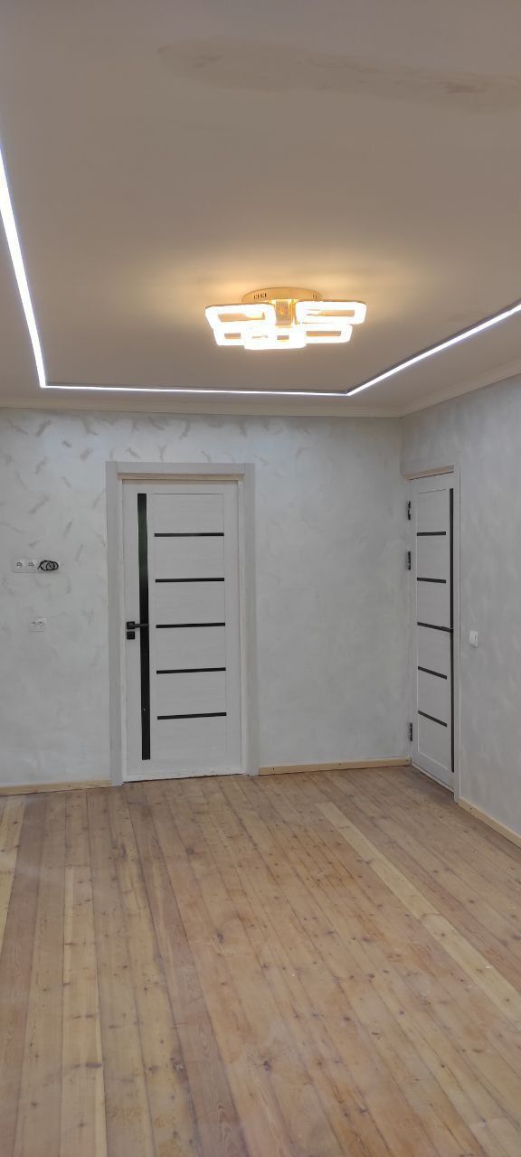 Буюк Ипак Йули 2/4/4. 54м² Кирпич