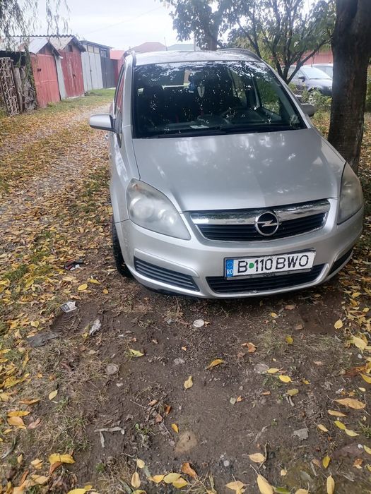 Opel Zafira în stare bună de funcționare