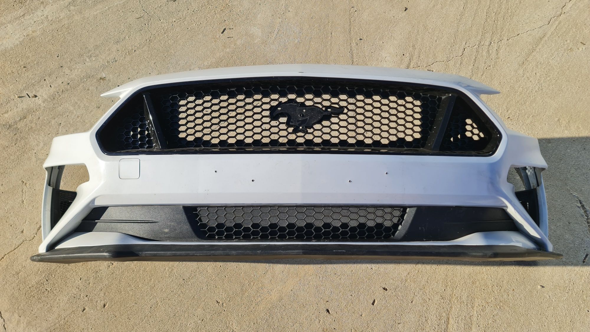 Spoiler bara fata grila completa Ford Mustang 6 VI facelift GT 6.0
