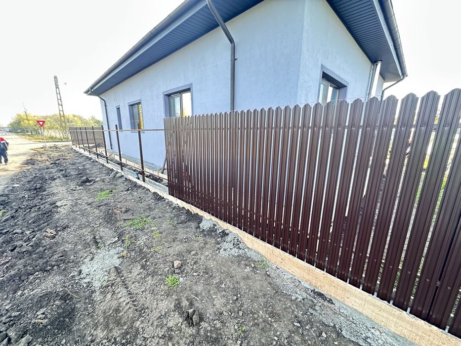 Construim garduri si porti