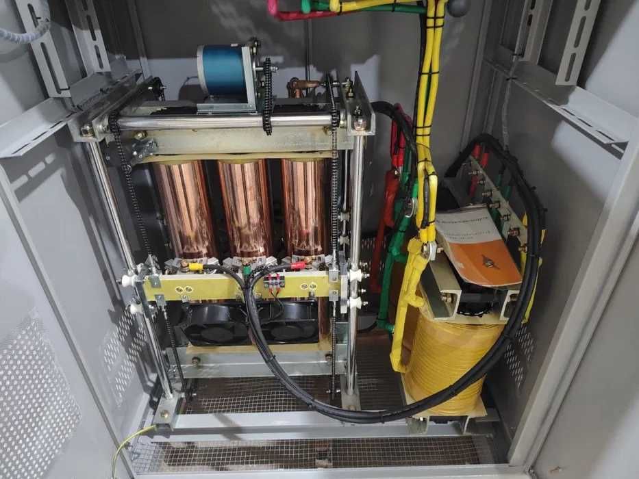500Kva Honle SBW Полноавтоматический компенсированный стабилизатор.