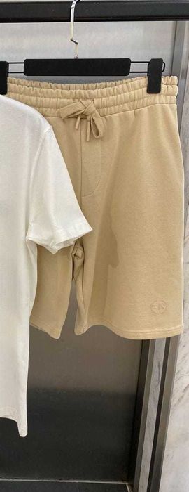 compleu bermuda tricou