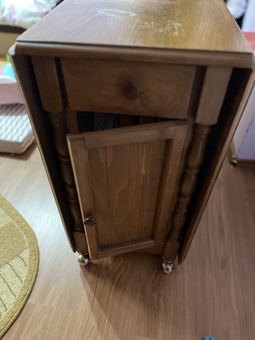 Masa extensibila cu scaune