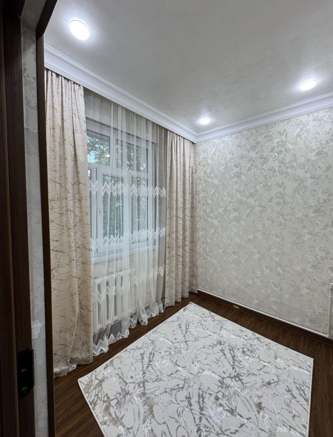 Продаётся квартира 2/3/2/4 в Мирзо-Улугбекском районе, массив Феруза.