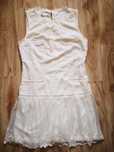 Rochie alba cu broderie marimea M 38