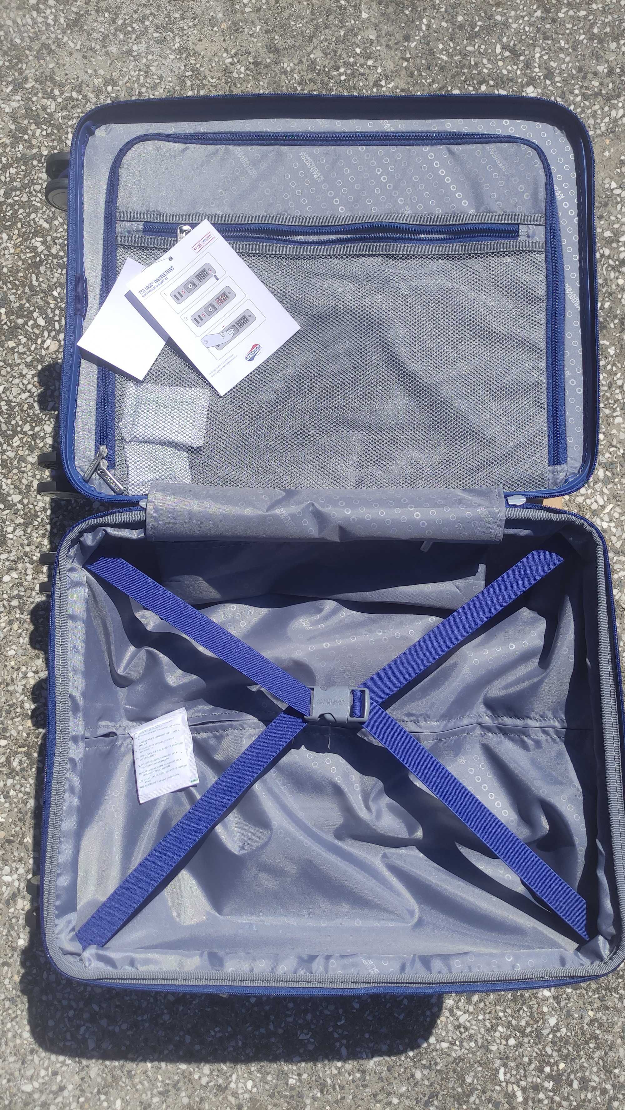 Куфар за ръчен багаж самолет American Tourister Soundbox Spinner
