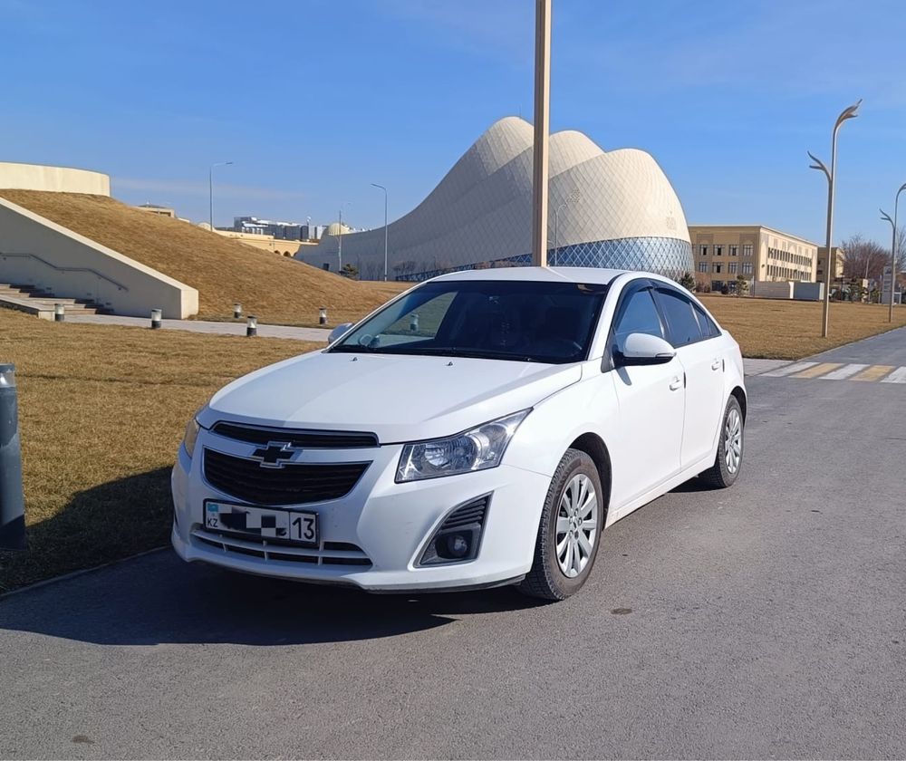 Chevrolet Cruze 1.8, 2014г