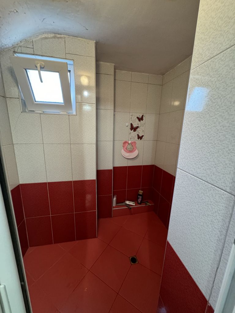 Продава се Етаж от къща в Айтос - 100 кв.м за 850 €/кв.м - Снимка #5