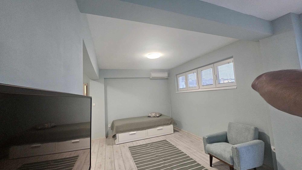 Дава се под наем Едностаен апартамент в Варна, Окръжна болница - 55 кв.м за 350 € - Снимка #2