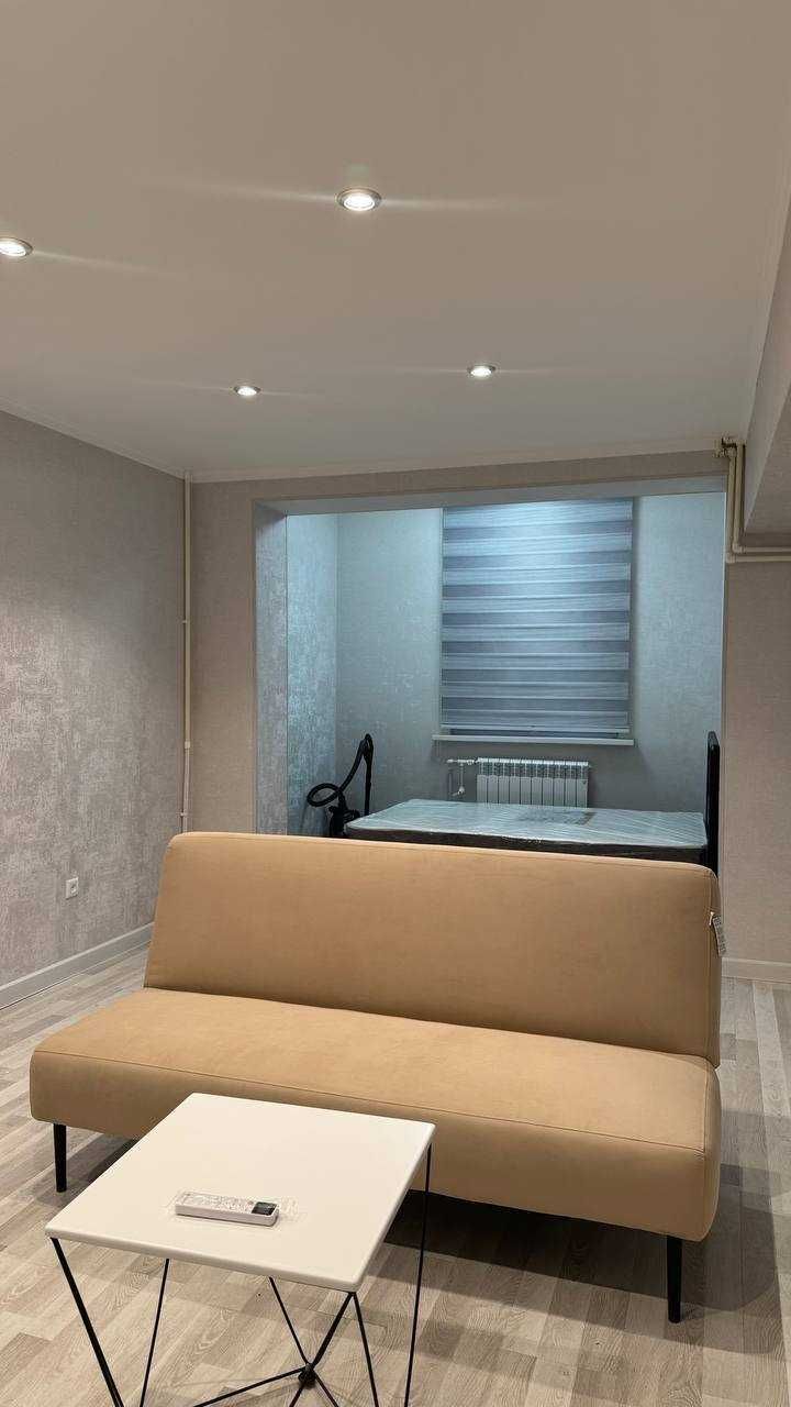 Ц-6 м.Минор Казахстан 1(2)-комн 2/4 45 м² кирпич евроремонт меб/тех
