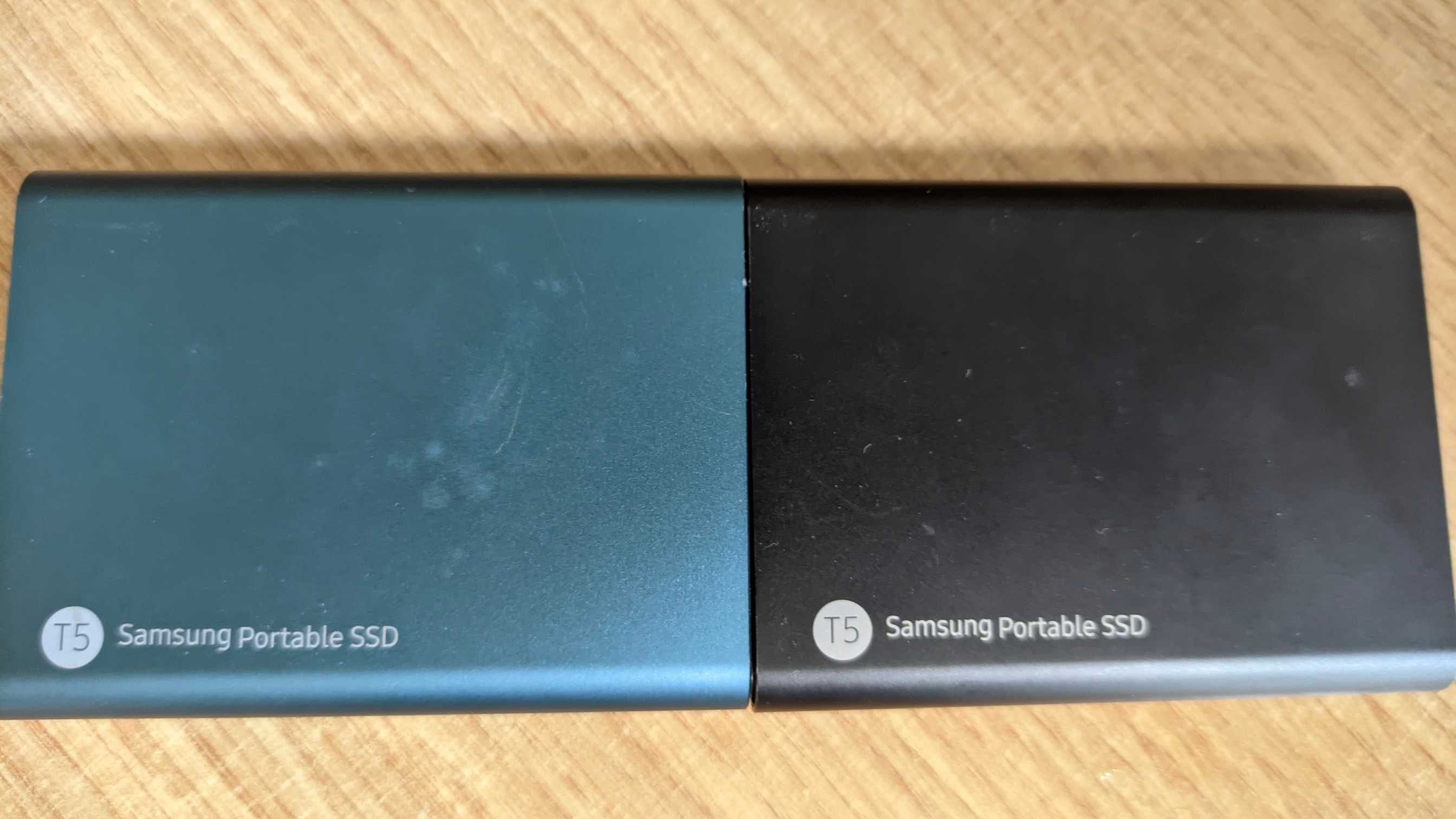 Продавам кутии зa преносим диск Samsung SSD T5