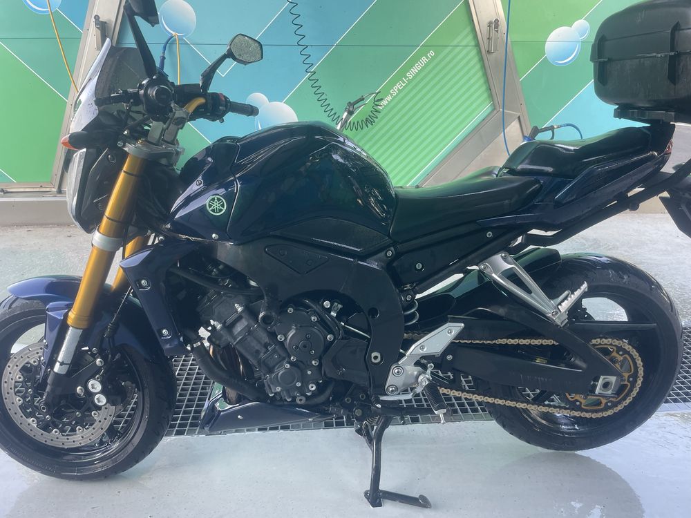 Yamaha FZ1 2010 (150 CP)