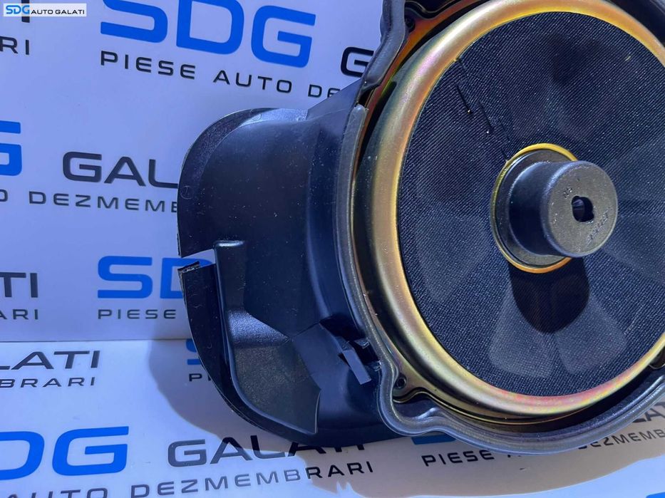 Boxa Difuzor Subwoofer Bose Mercedes W203 Clasa C Class 2001 - 2007 Cod A2038202102