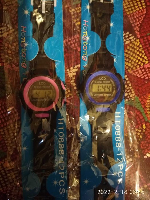 Часы   детские .