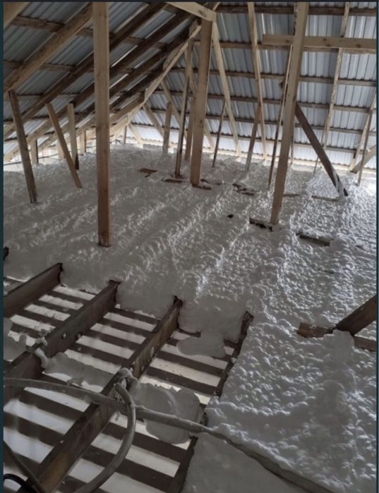 Утепление пенаизол