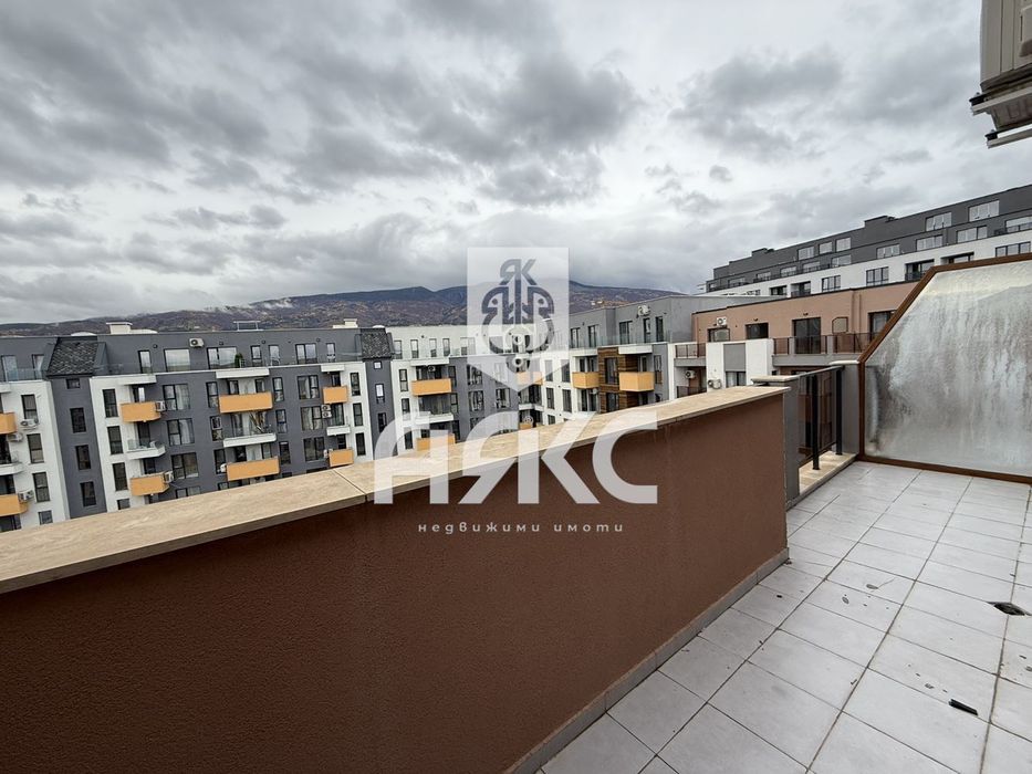 Двустаен апартамент в кв. Малинова долина