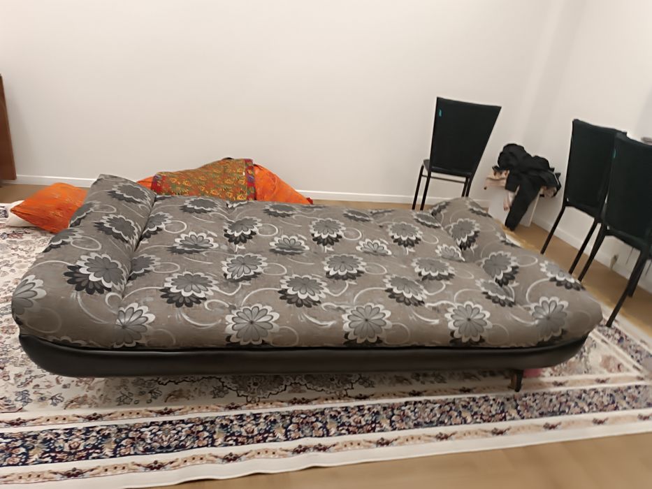 Диван и два кресло
