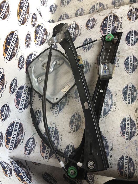 macara geam stanga fata  volkswagen golf 5 2007