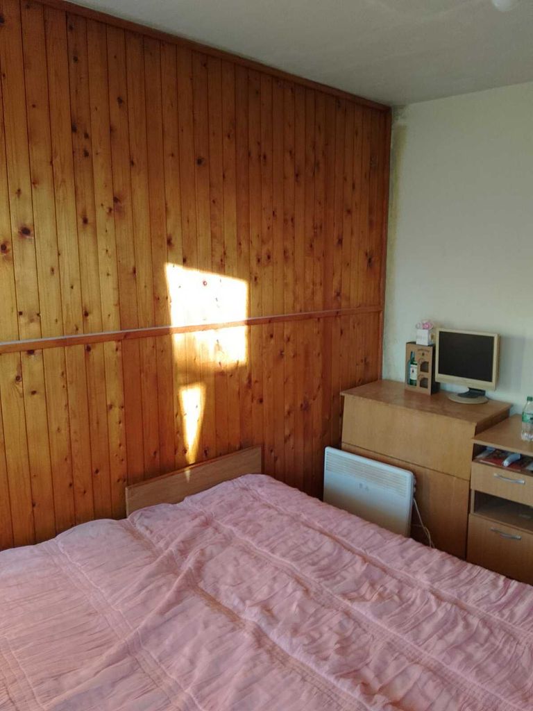Продава се Двустаен апартамент в Разград, Орел - 74 кв.м за 965 €/кв.м - Снимка #2