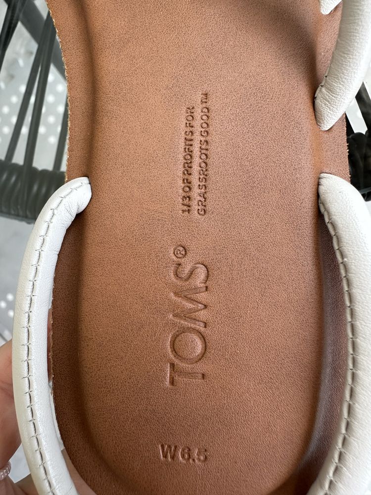 Кожени сандали Toms