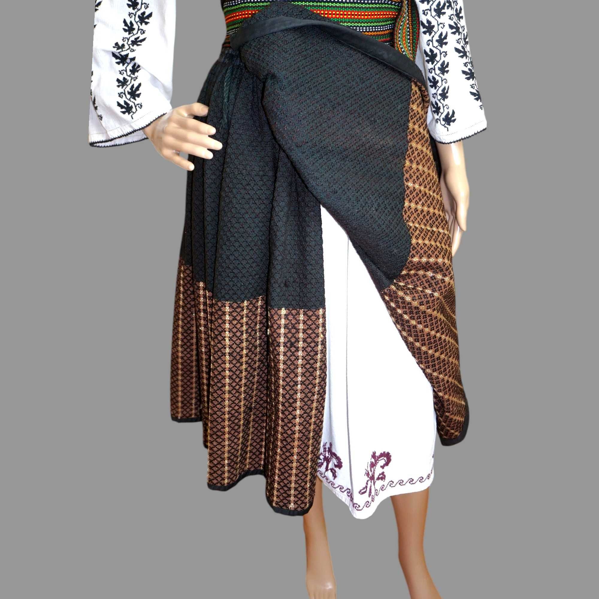 Costum popular vechi cu valnic, port popular oltenesc 36-38
